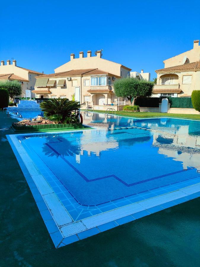 Apartamento Casa De Buenos Dias Torrevieja Exterior foto