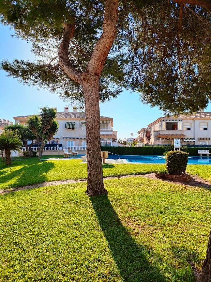 Apartamento Casa De Buenos Dias Torrevieja Exterior foto